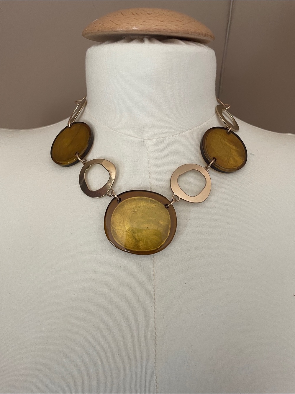 Spring Street Statement Necklace - Women Jewelry NWT